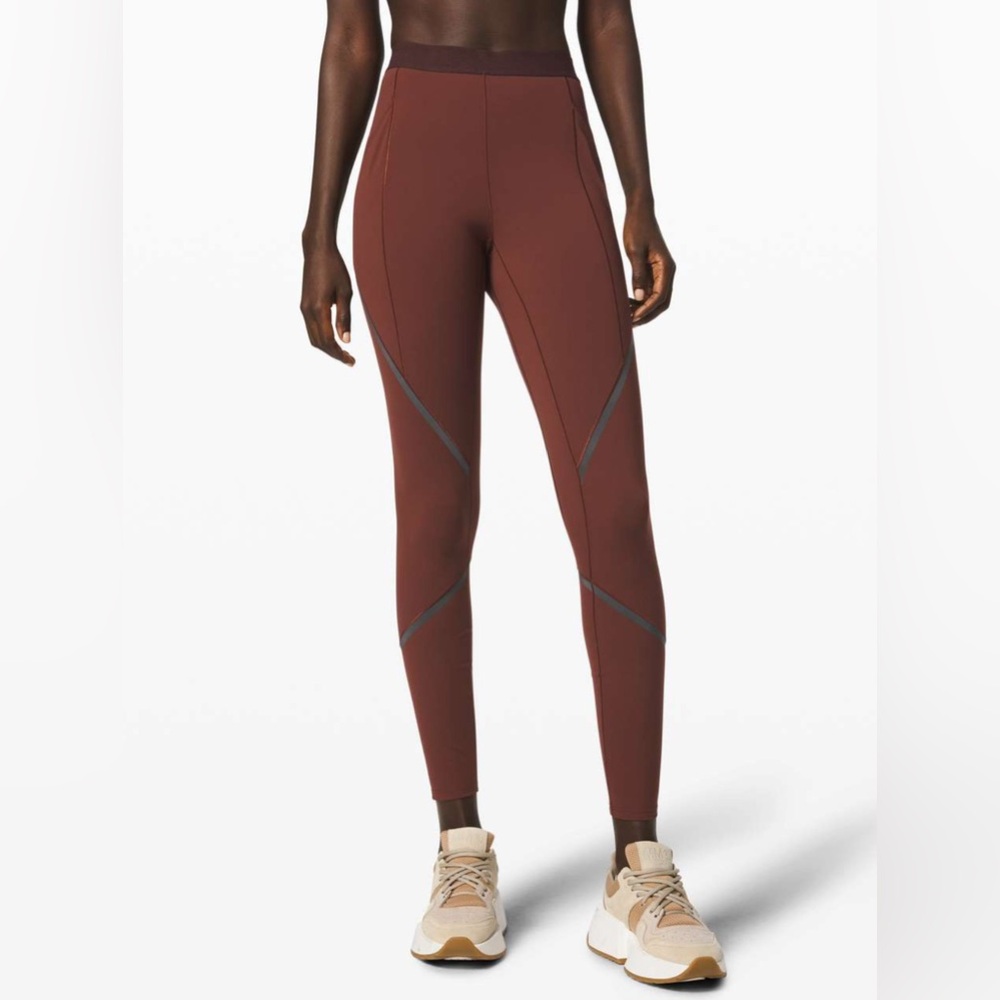 93. Lululemon Esker Tight Reflective *lululemon lab
Size 6
Dark Cedar